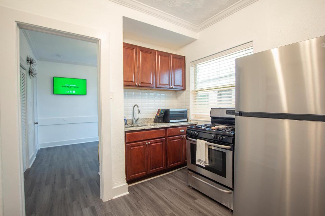 Modern Westshore Apartment แทมปา ภายนอก รูปภาพ